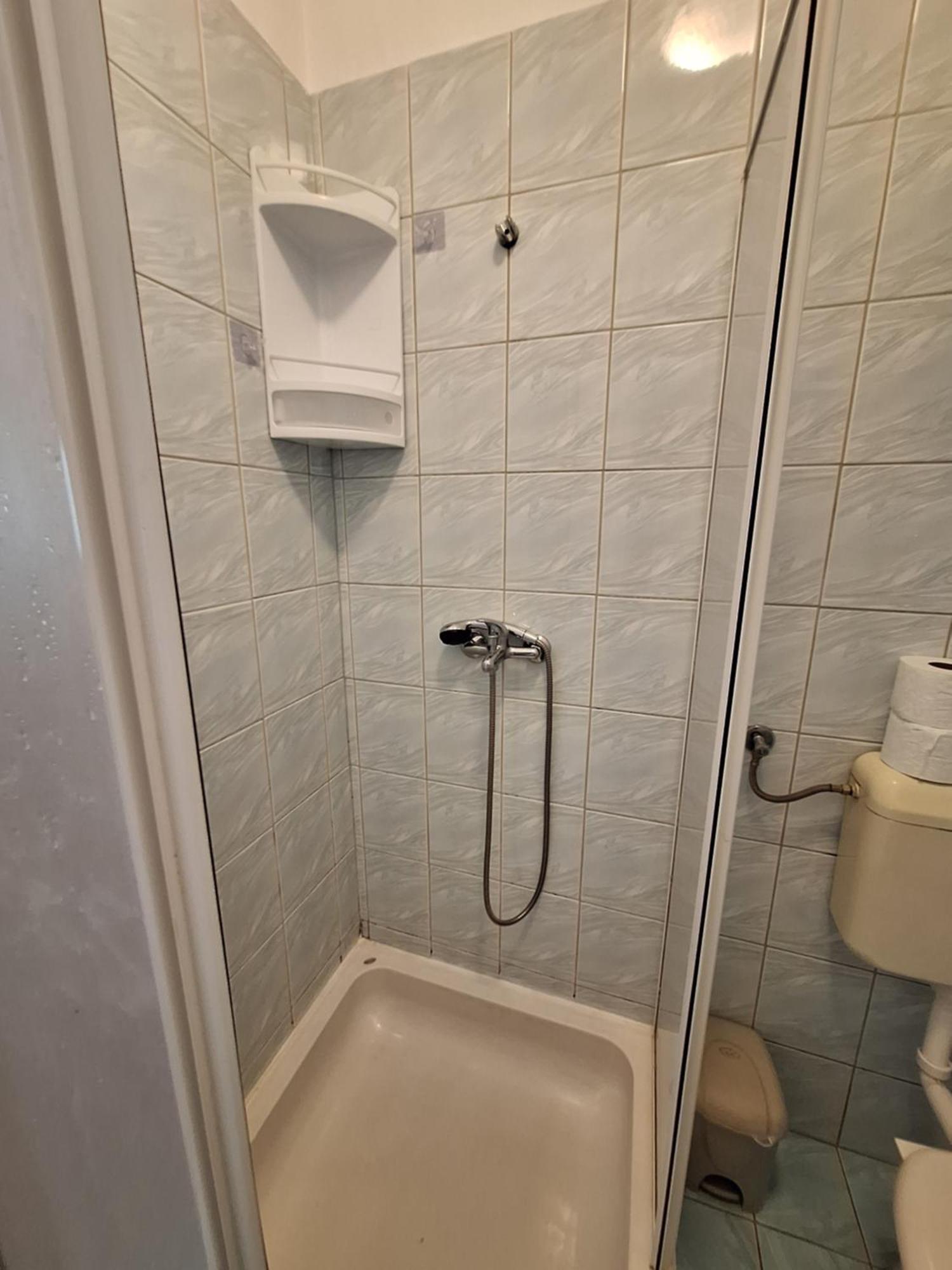 Kuca Za Odmor Coccoli Apartment Karlobag Exterior photo