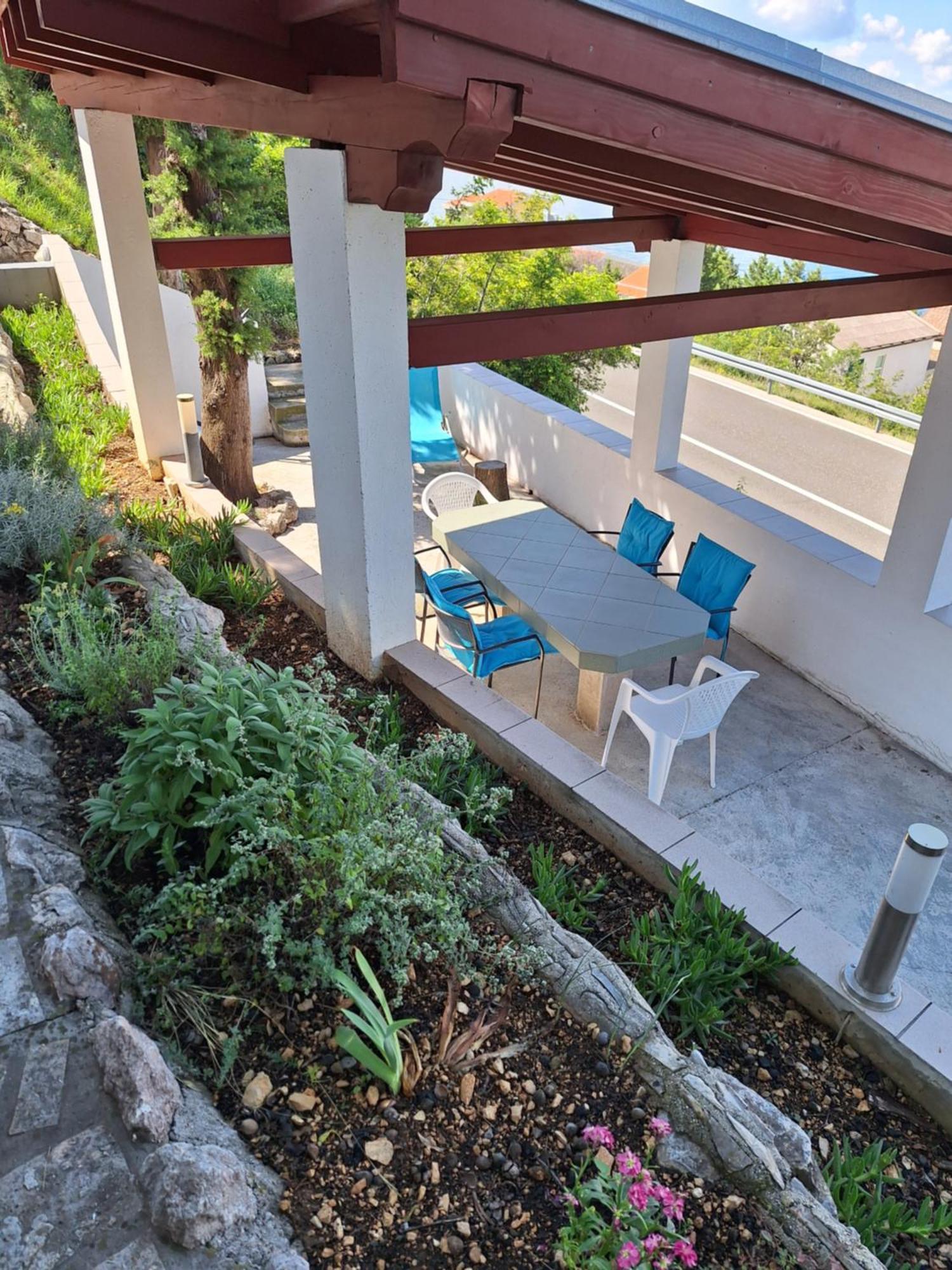 Kuca Za Odmor Coccoli Apartment Karlobag Exterior photo